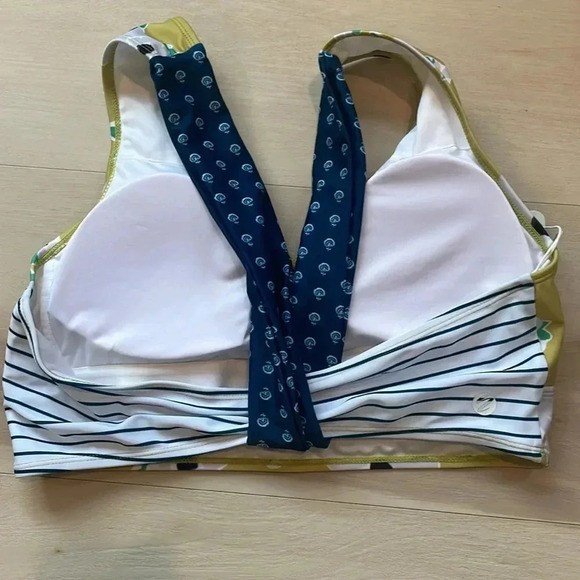 NWT Nani Mara swimwear set pocket bottoms Medium & Mara switch V crop Large - Picture 10 of 11